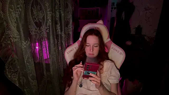 Snapshot of pearl_princess_ chatting on March 14, 12:10 pm pearl princess online show from March 14, 12:10 pm