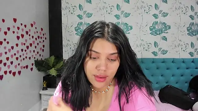 LindaBreeS online show from February 24, 4:58 pm