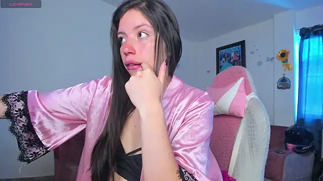 katty snow online show from April 5, 4:37 pm