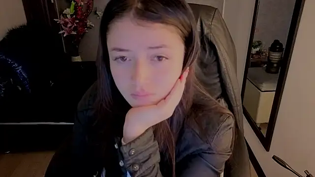 almma shy online show from October 20, 2:17 pm