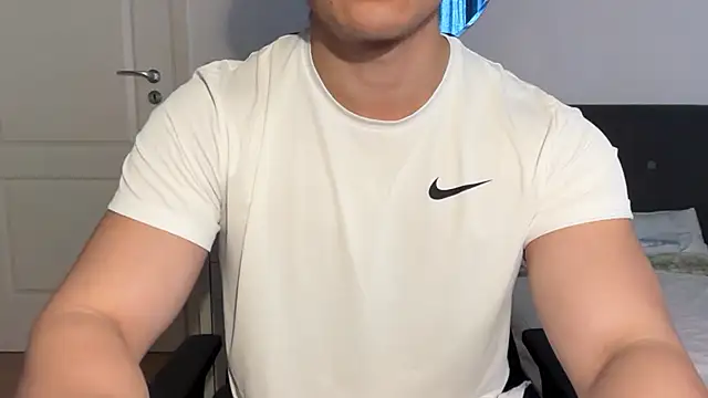 jungcock3210 online show from November 9, 10:57 am