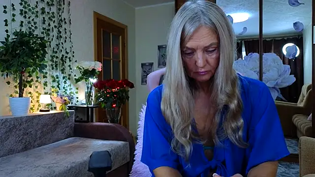 amelia blondy online show from November 6, 8:59 am