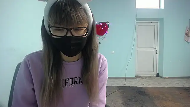 elllaaxx online show from February 16, 3:37 am