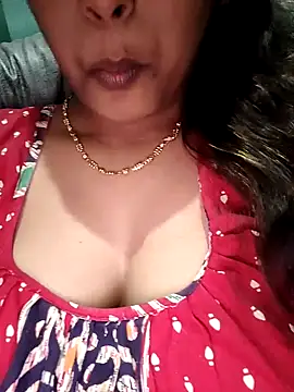 sexyindi couple online show from December 11, 2:44 pm