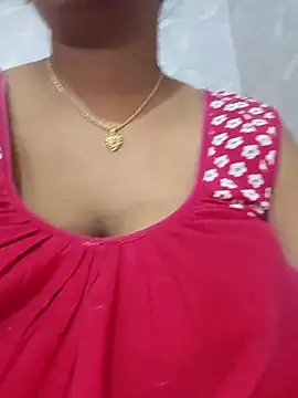 sexyindi couple online show from February 3, 7:02 am