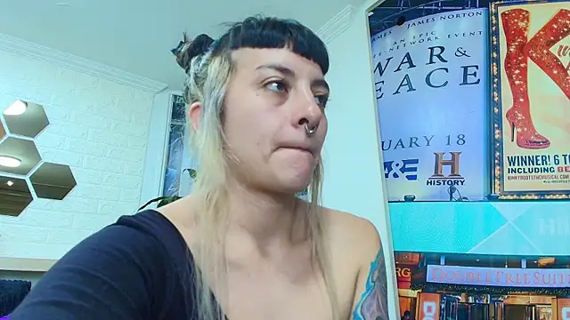 Naughty Kittenm online show from March 5, 1:28 pm