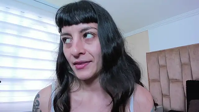 Naughty Kittenm online show from March 20, 5:25 pm