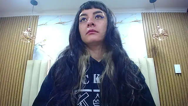 Snapshot of Naughty_Kittenm chatting on June 29, 11:32 am Naughty Kittenm online show from June 29, 11:32 am