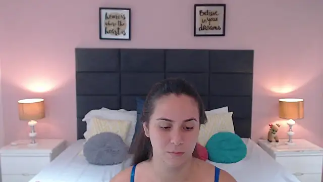 Snapshot of MadisonJenner chatting on January 29, 5:35 pm MadisonJenner online show from January 29, 5:35 pm