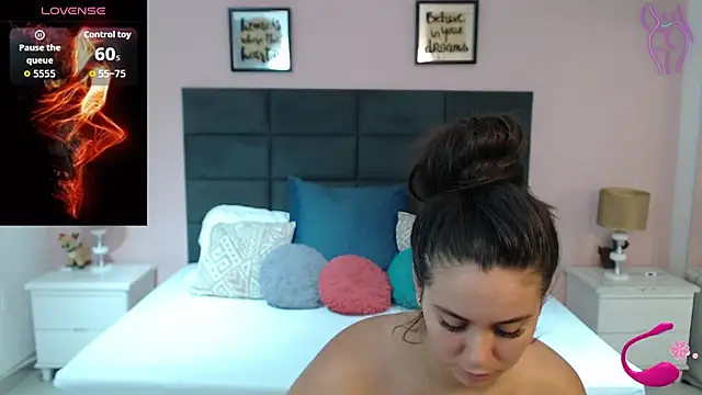 Snapshot of MadisonJenner chatting on September 21, 1:24 pm MadisonJenner online show from September 21, 1:24 pm