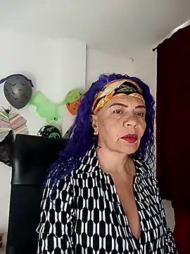 freyadevil333 online show from October 18, 12:50 pm