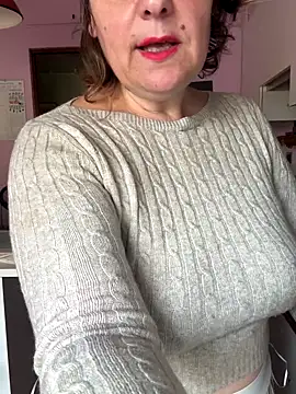 Sunbelxx online show from November 12, 9:42 am