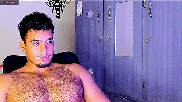 Big furry bear13 online show from January 23, 5:13 am