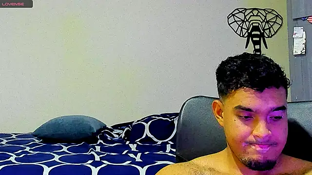 Big furry bear13 online show from February 5, 6:35 am