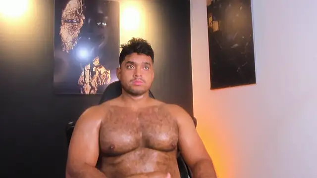 Big furry bear13 online show from November 16, 5:35 am