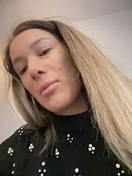 HotXMom online show from February 18, 4:58 am