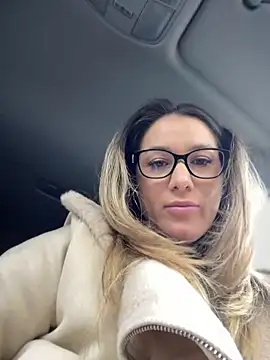 HotXMom online show from March 3, 4:36 am