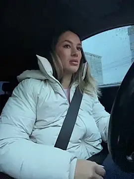 HotXMom online show from March 17, 4:19 am