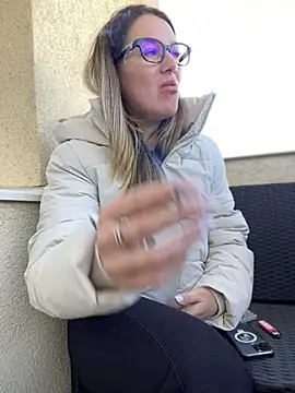 HotXMom online show from March 22, 7:25 am