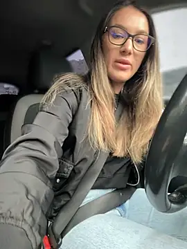 HotXMom online show from September 12, 5:29 am