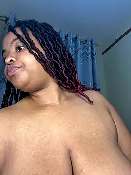 Linahlove online show from December 3, 3:43 pm