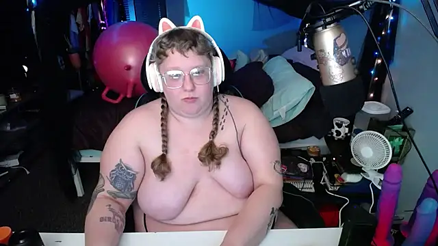 FatVeronica online show from March 23, 9:10 am