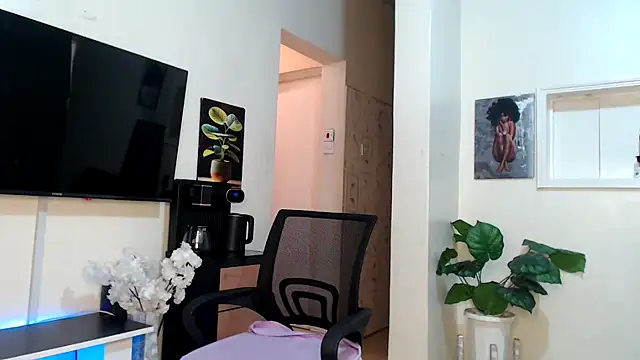 Horny princes online show from February 11, 8:48 am