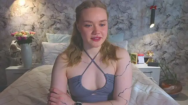 Aurora Golden1 online show from April 15, 2:29 am