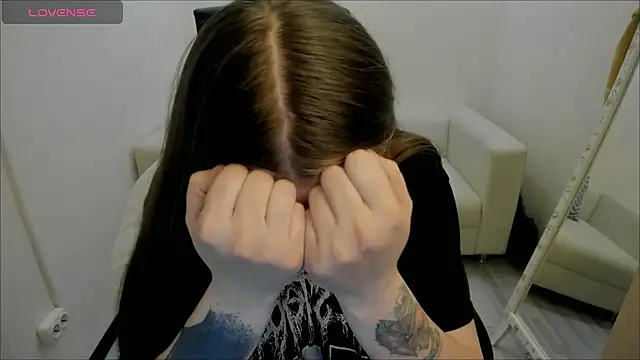 Snapshot of AlisaBacker chatting on January 9, 12:46 am AlisaBacker online show from January 9, 12:46 am