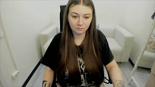 Snapshot of AlisaBacker chatting on March 13, 3:39 pm AlisaBacker online show from March 13, 3:39 pm