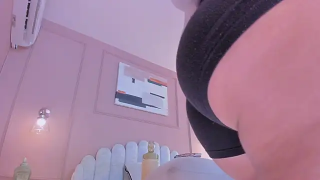 lia ass  online show from February 6, 4:58 pm