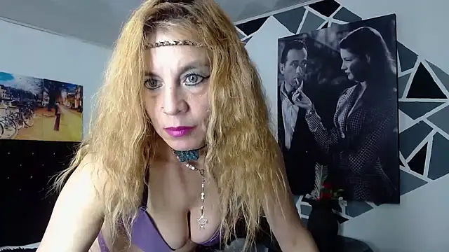 Kyza Ryan online show from September 23, 9:29 pm