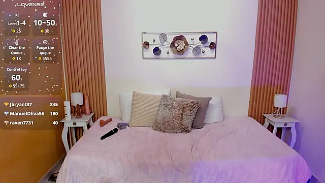 kristen kassi online show from February 28, 11:00 am