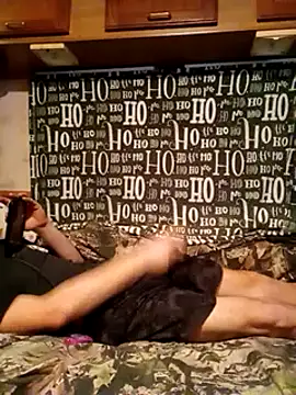 hothippie420 online show from December 28, 3:47 am