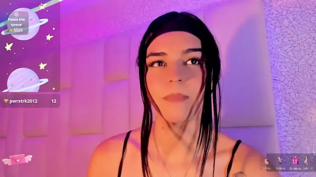 Snapshot of Summer_walkerr chatting on January 13, 6:38 pm Summer walkerr online show from January 13, 6:38 pm