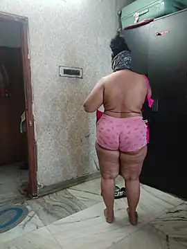 Ivy-09 online show from April 12, 5:23 am