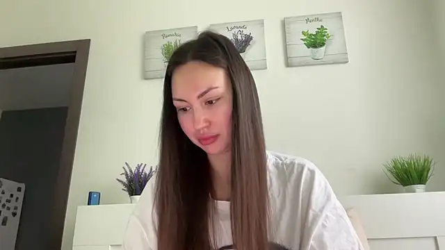 Snapshot of GIGI_BENNET chatting on October 2, 5:47 am GIGI BENNET online show from October 2, 5:47 am