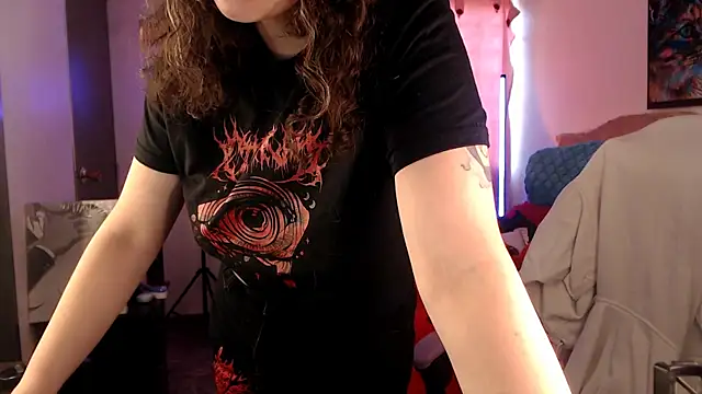 AllyDonfort online show from February 12, 8:15 pm