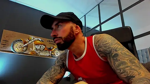 AronGrant online show from January 9, 10:40 am