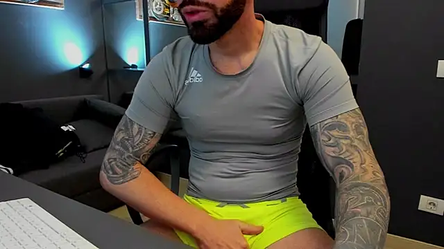 AronGrant online show from January 19, 10:19 am