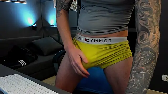 AronGrant online show from February 7, 10:41 am