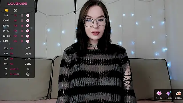 Snapshot of MyNameIsLilith chatting on February 15, 7:38 am MyNameIsLilith online show from February 15, 7:38 am