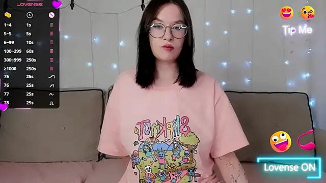 Snapshot of MyNameIsLilith chatting on February 16, 2:24 pm MyNameIsLilith online show from February 16, 2:24 pm