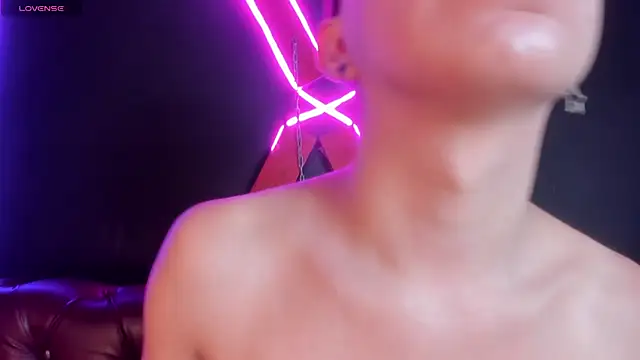 Miiaa doll online show from February 20, 12:04 pm