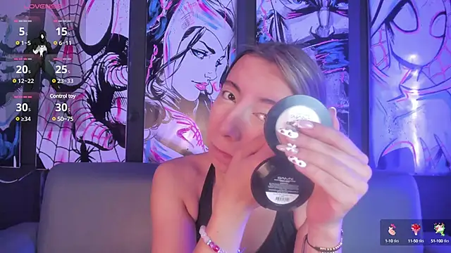 Miiaa doll online show from March 4, 12:12 pm