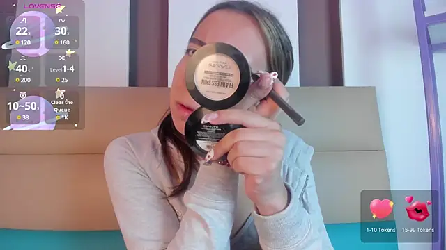 Miiaa doll online show from March 12, 12:04 pm