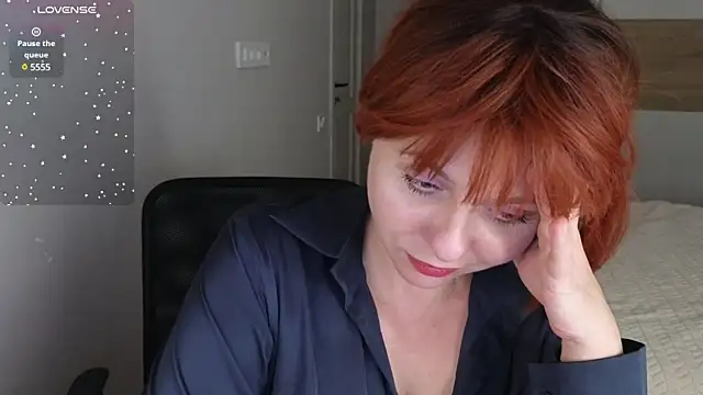 Snapshot of Gray_swann chatting on January 13, 9:52 pm Gray swann online show from January 13, 9:52 pm