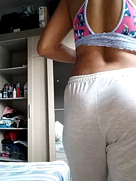 Su Duarte 1 online show from September 18, 8:33 pm