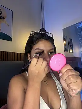 NicolleeEvanss online show from July 18, 10:08 am