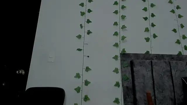 Snapshot of Miaa_Garcia chatting on May 15, 11:12 pm Miaa Garcia online show from May 15, 11:12 pm
